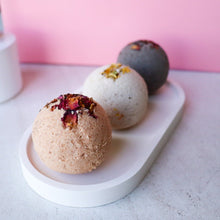 Load image into Gallery viewer, Bath Bombs Australia, bath bombs near me- Love and Labels