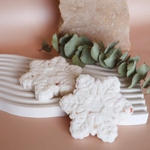 Load image into Gallery viewer, Festive Bath Bombs - Spiced Cinnamon & Honey - Love and Labels