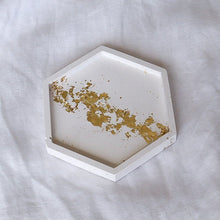 Load image into Gallery viewer, handmade trinket dish, housewarming gift eco friendly - love and labels