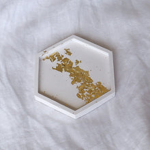 Load image into Gallery viewer, handmade trinket dish, housewarming gift eco friendly - love and labels