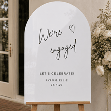Load image into Gallery viewer, A1 Acrylic Arch Welcome Sign for Wedding or Events - Love and Labels
