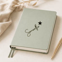 Load image into Gallery viewer, Personalised name labels with star design - Love and Labels
