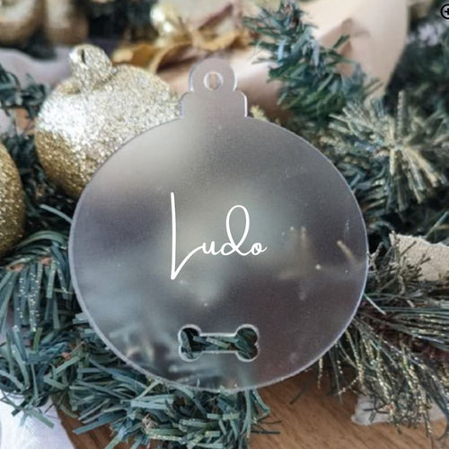 Personalised Pet Ornament for Christmas with pets name label - Love and Labels