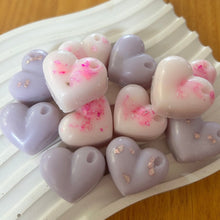 Load image into Gallery viewer, Mini Heart Wax Melts (6 pack) - Love and Labels
